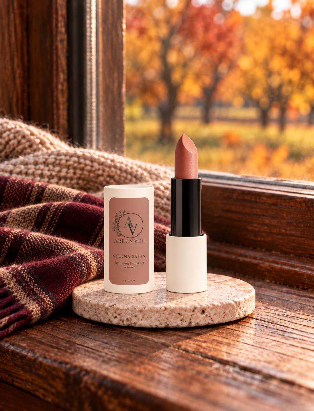SIENNA SATIN Tinted Lip Treatment